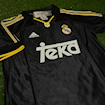 Picture of Real Madrid 99/01 Away