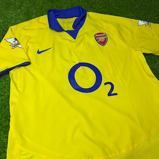 Picture of Arsenal 03/05 Away Henry