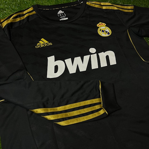 Picture of Real Madrid 11/12 Away Ronaldo Long-Sleeve