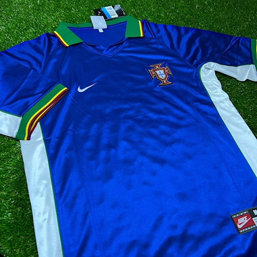 Picture of Portugal 97/98 Away