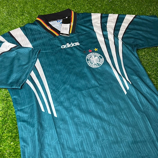 Picture of Germany 1998 Away