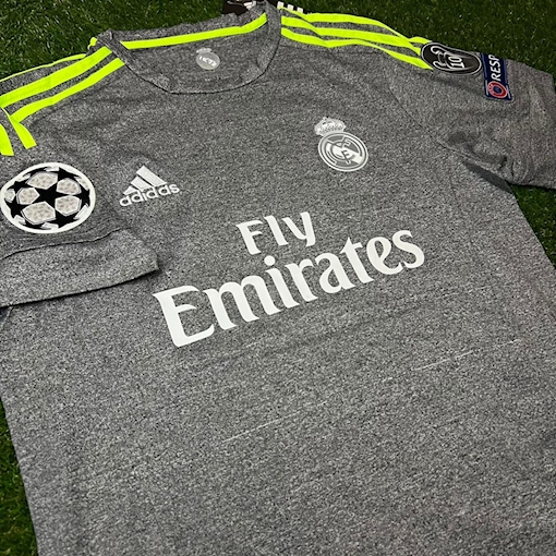 Picture of Real Madrid 15/16 Away Ronaldo 