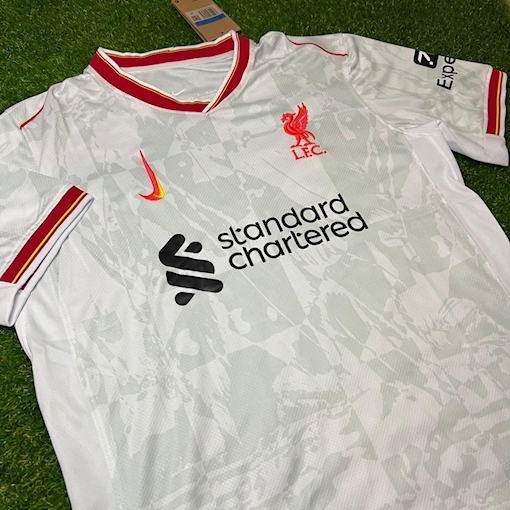 صورة Liverpool 24/25 Third Leaked 