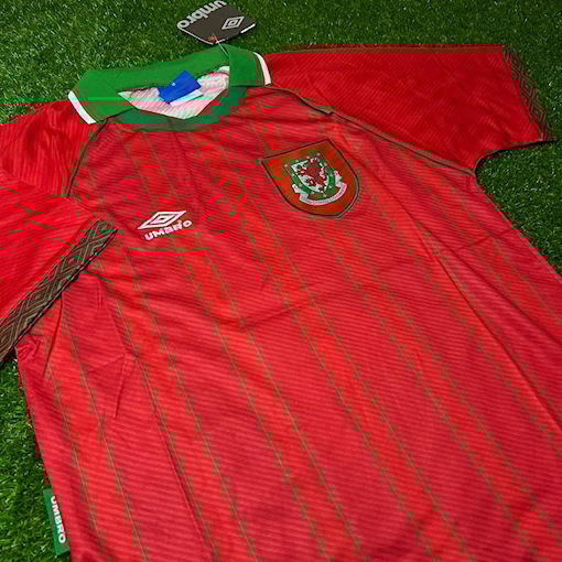 صورة Wales 94/96 Home 