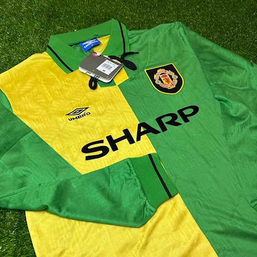 Picture of Manchester United 92/94 Third Long - Sleeve