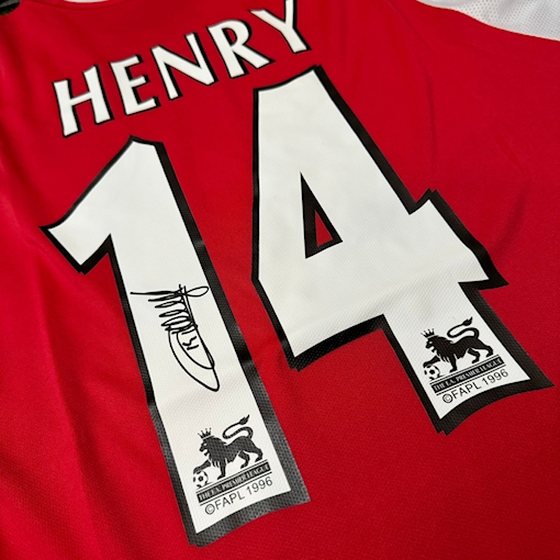 Picture of Arsenal 02/04 Home Henry Signature