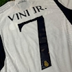 صورة Real Madrid 23/24 Home Final Player Version Vini JR.