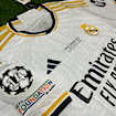 صورة Real Madrid 23/24 Home Final Player Version Vini JR.