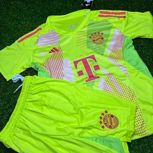 صورة Bayern Munich 24/25 Goalkeeper Kids