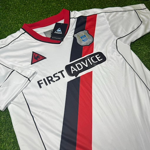 Picture of Manchester City 02/03 Away