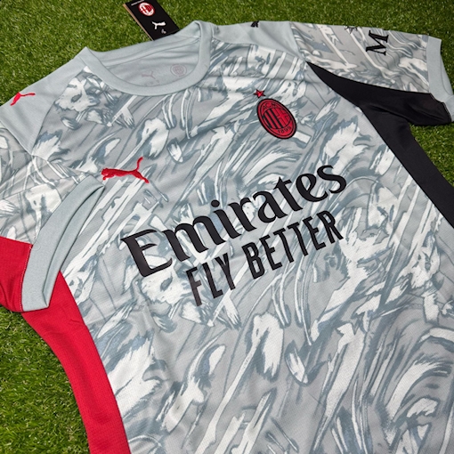 Picture of AC Milan 25/26 Goalkeeper Leaked