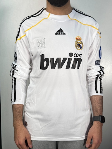 Picture of Real Madrid 09/10 Home Ronaldo Long Sleeve