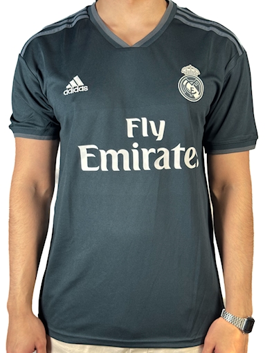Picture of Real Madrid 18/19 Away Benzema