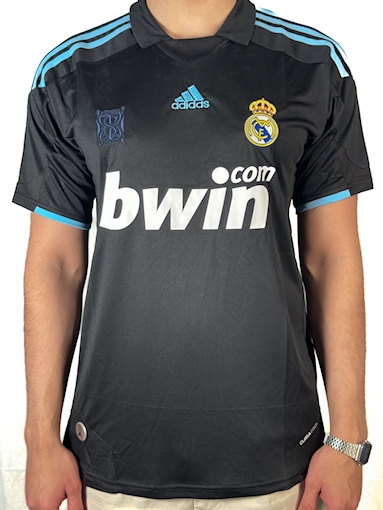 Picture of Real Madrid 09/10 Away