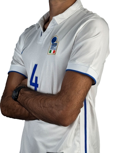 Picture of Italy 98/99 Away Cannavaro