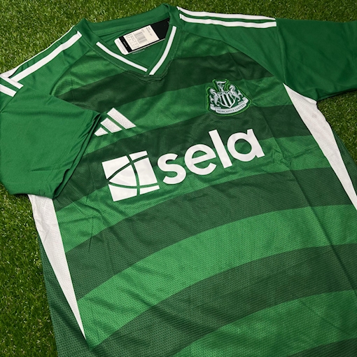 Picture of Newcastle 25/26 Away