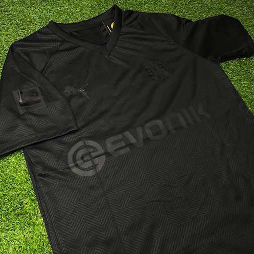 Picture of Dortmund 19/22 Blackout Special Edition Reus 