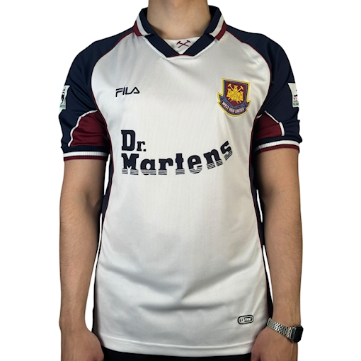 Picture of West Ham 99/00 Away Lampard