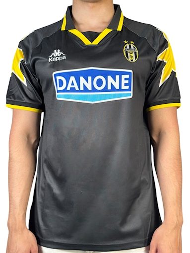Picture of Juventus 94/95 Away