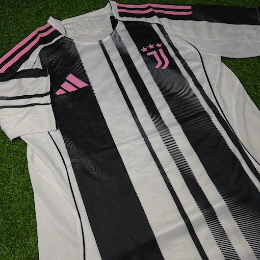 Picture of Juventus 25/26 Home Player Version