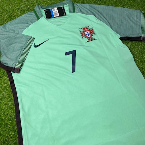Picture of Portugal 16/18 Away Ronaldo
