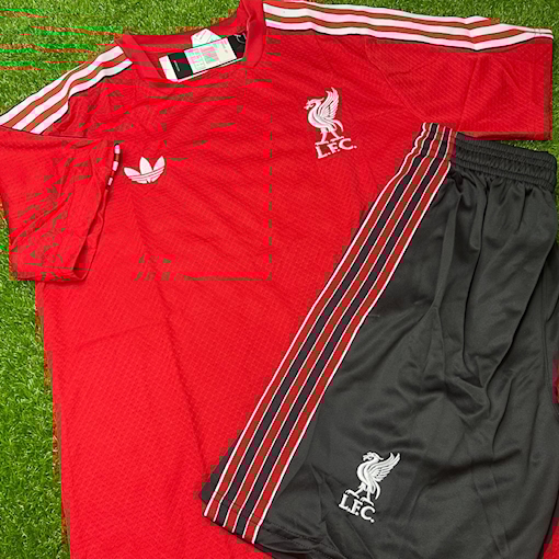 Picture of Liverpool 25/26 Training Kit Red/Black