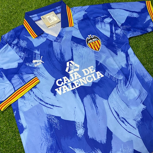 Picture of Valencia 90/91 Away