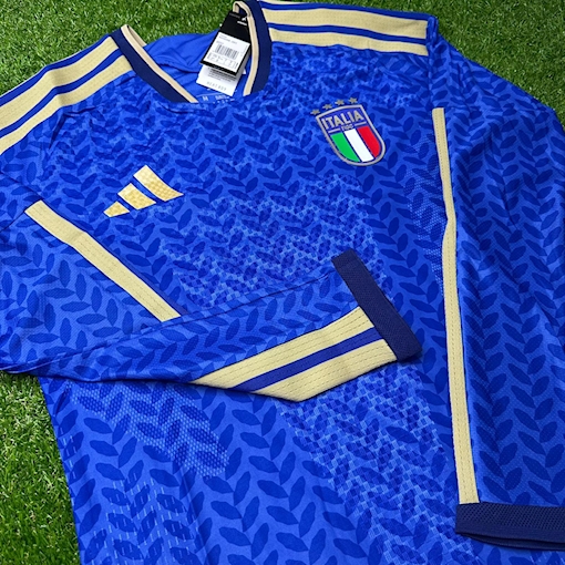 Picture of Italy 2026 Home Player Version Long - Sleeve