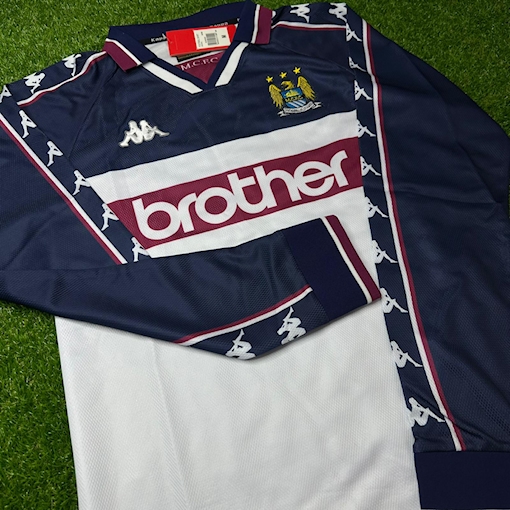 Picture of Manchester City 97/98 Away Long - Sleeve