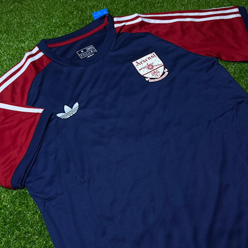 Picture of Arsenal Adicolor Classic Navy T-shirt