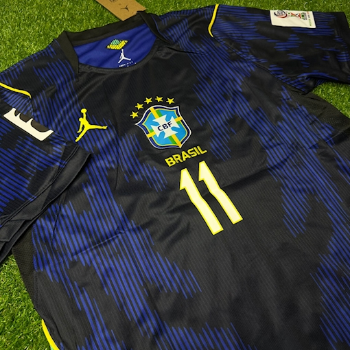 Picture of Brazil 26/27 Away  Raphinha 