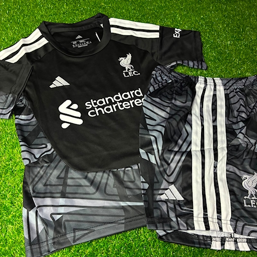 Picture of Liverpool 26/27 Black Goalkeeper Kids 