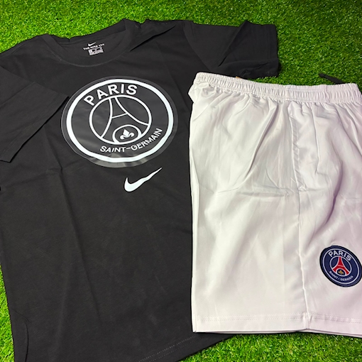 Picture of Psg Casual Training Kit Black/White